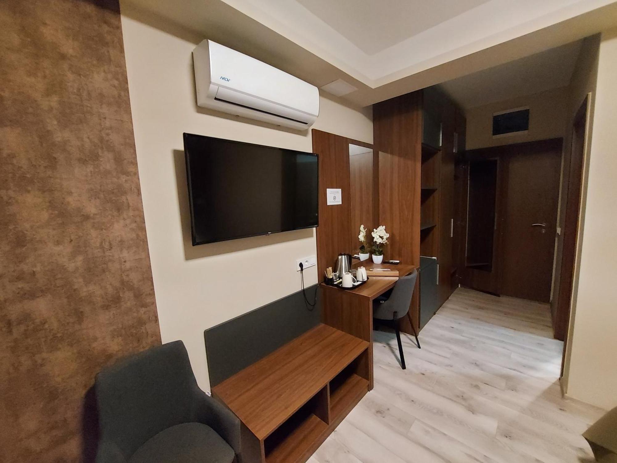 Ven Diofa De Lux Panzio Bed & Breakfast Szeged Exterior photo