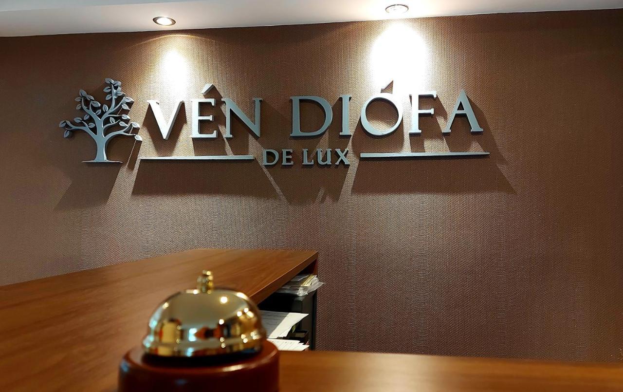 Ven Diofa De Lux Panzio Bed & Breakfast Szeged Exterior photo