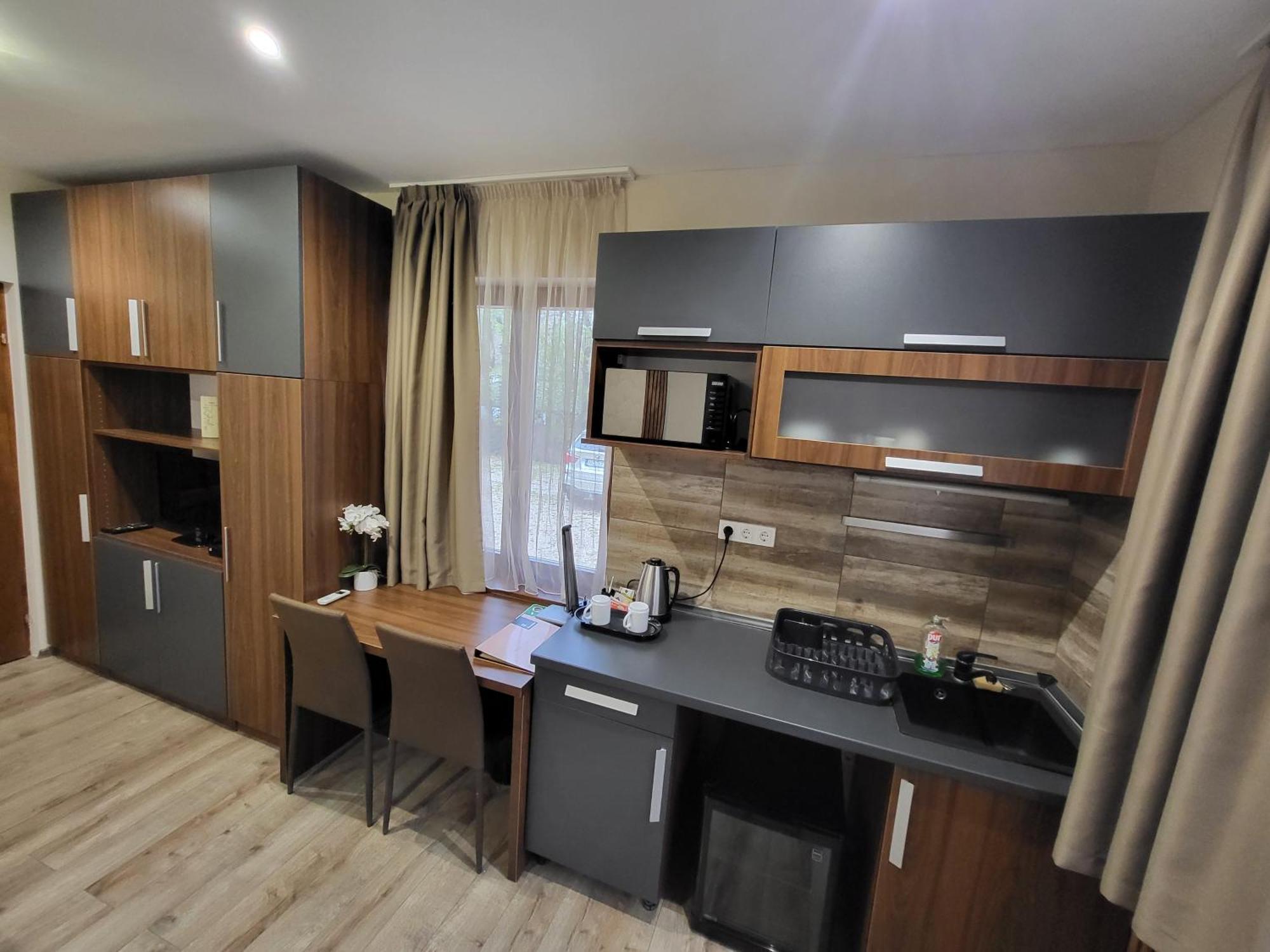 Ven Diofa De Lux Panzio Bed & Breakfast Szeged Exterior photo