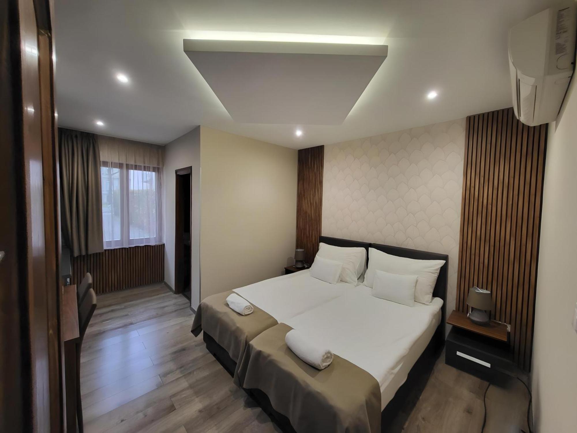 Ven Diofa De Lux Panzio Bed & Breakfast Szeged Exterior photo